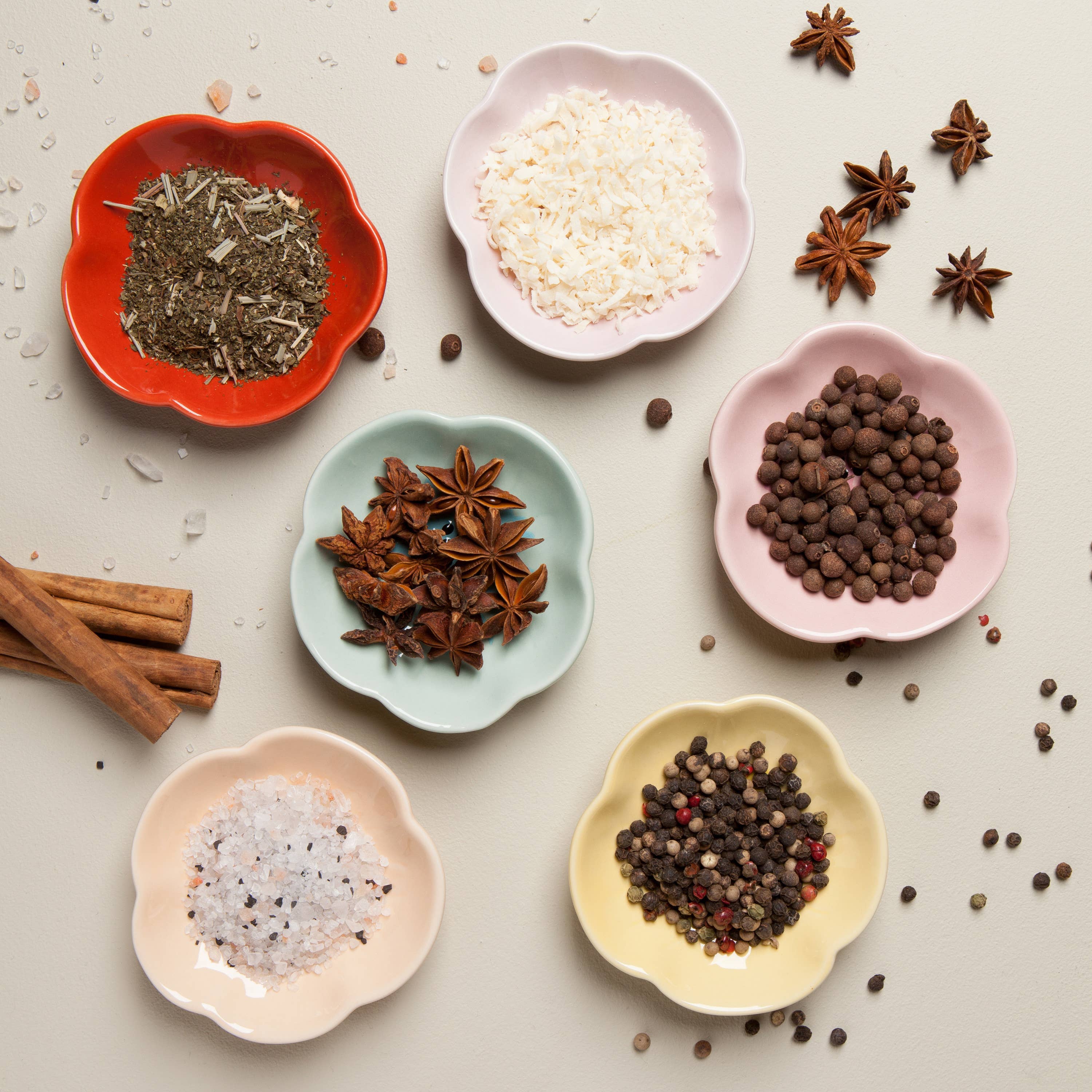 Flower Shaped Pinch Bowl Set of 6