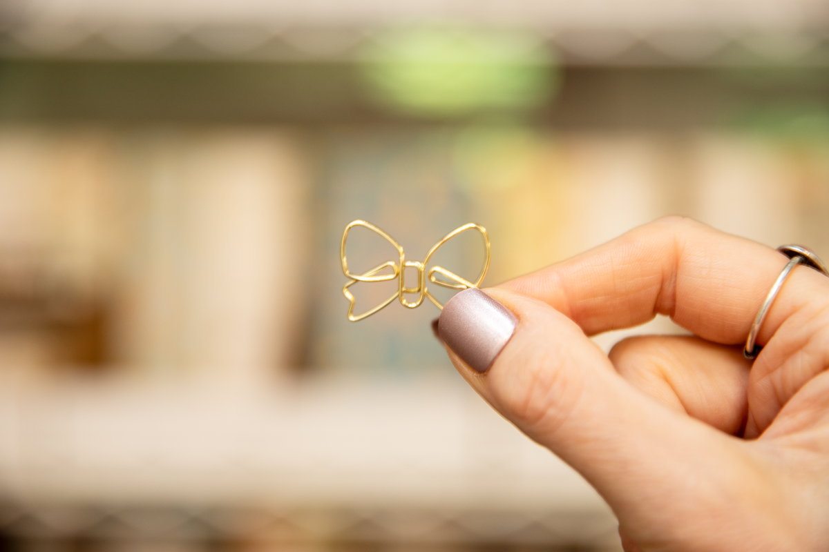 Gold Bows Boxed Paper Clips | Set of 12