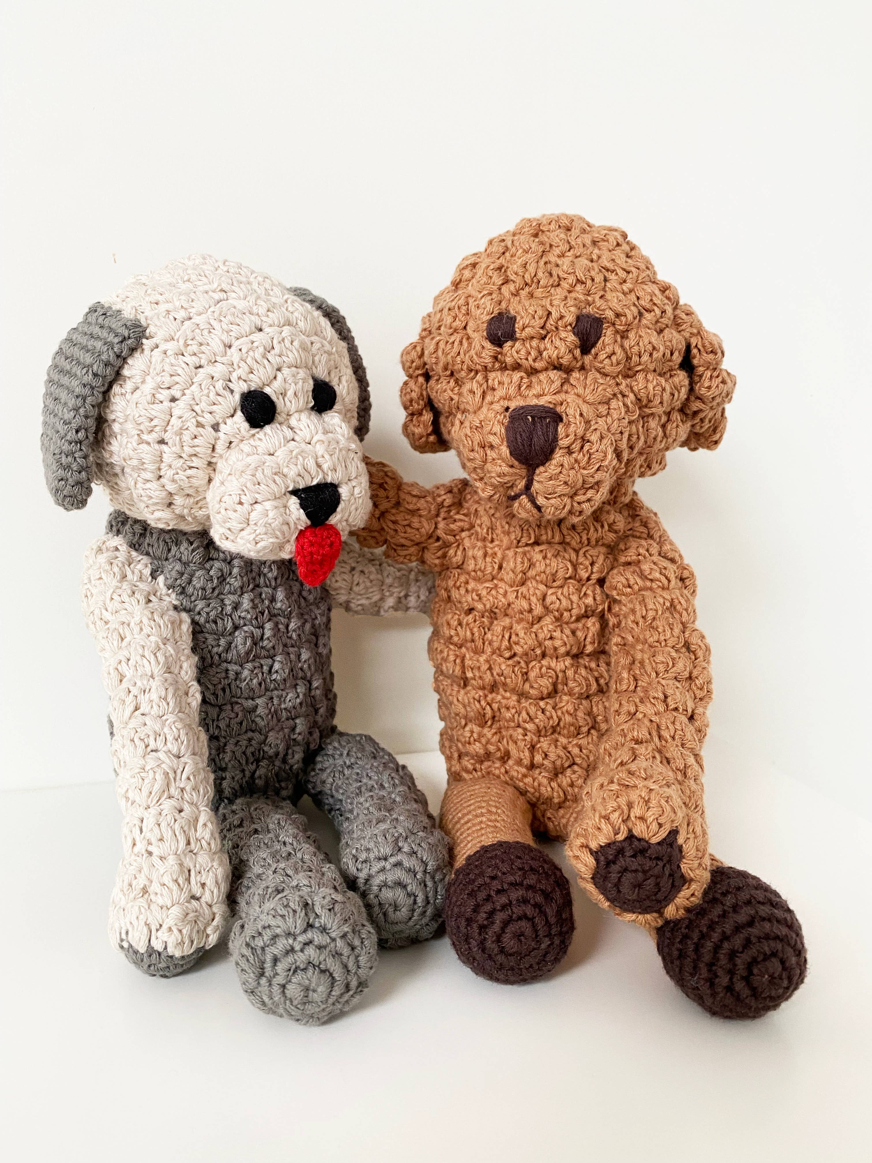 Stuffed Animal -   Goldendoodle Dog