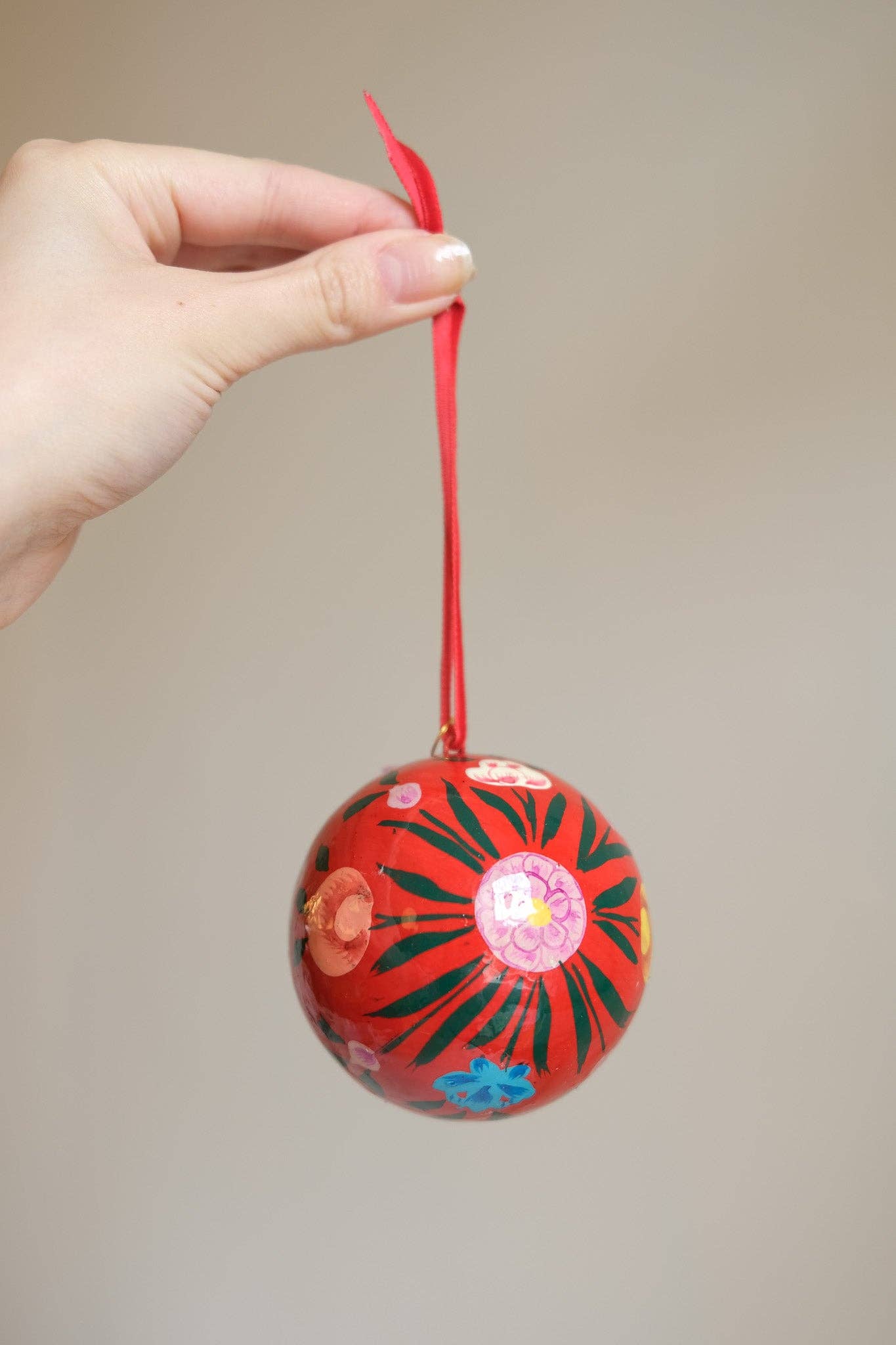 Red Bouquet Bauble