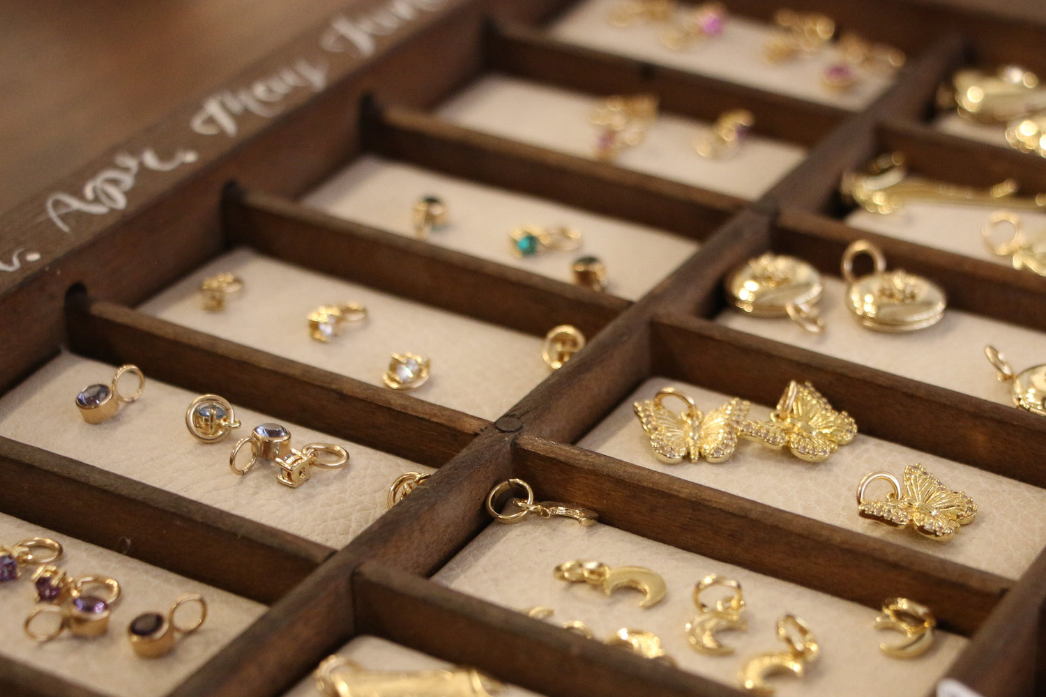 charms and pendants, customizable 