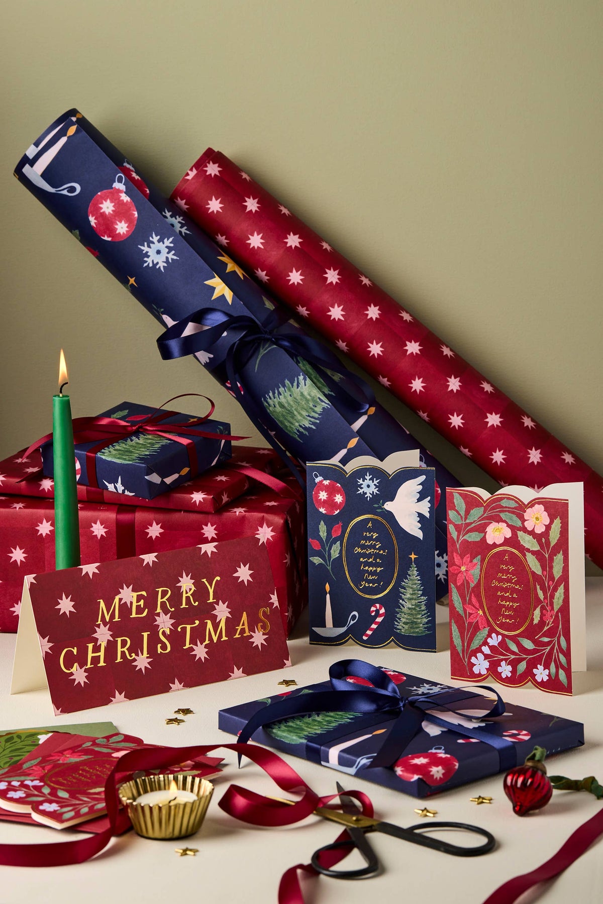 Scarlet Star | Patterned Wrapping Paper