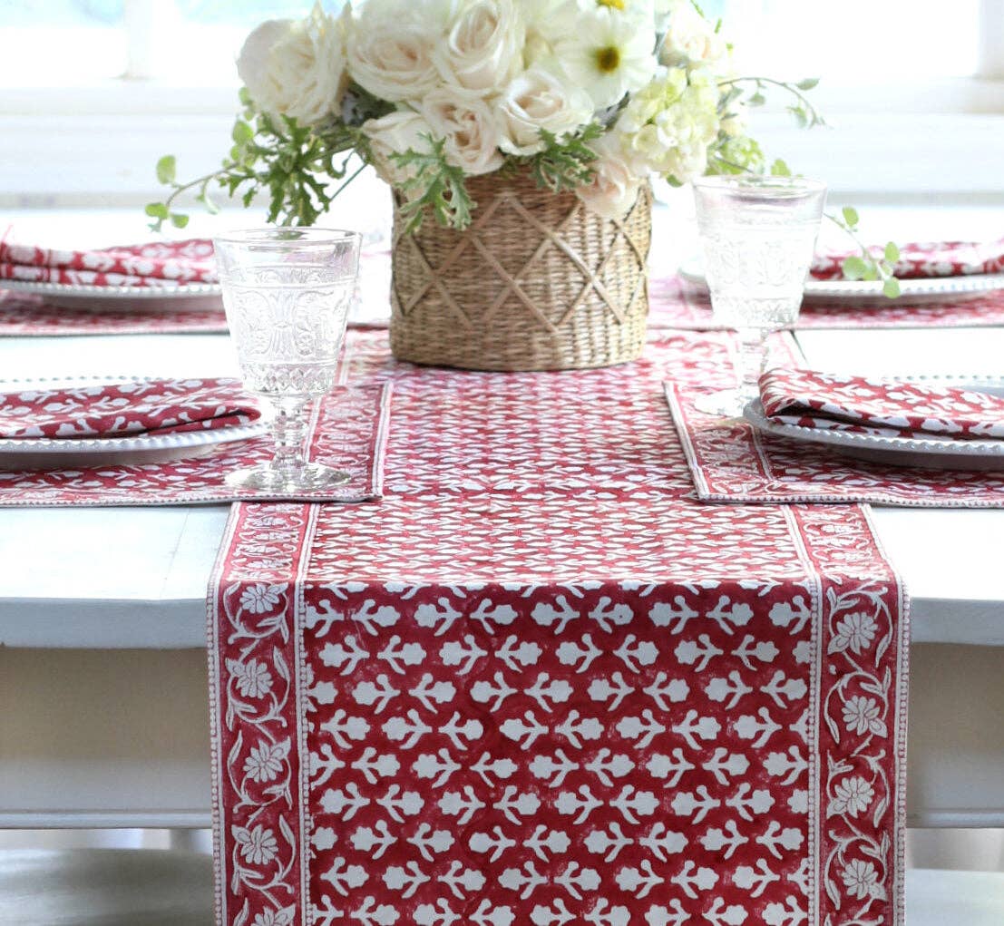Table Runner Charlotte Berry